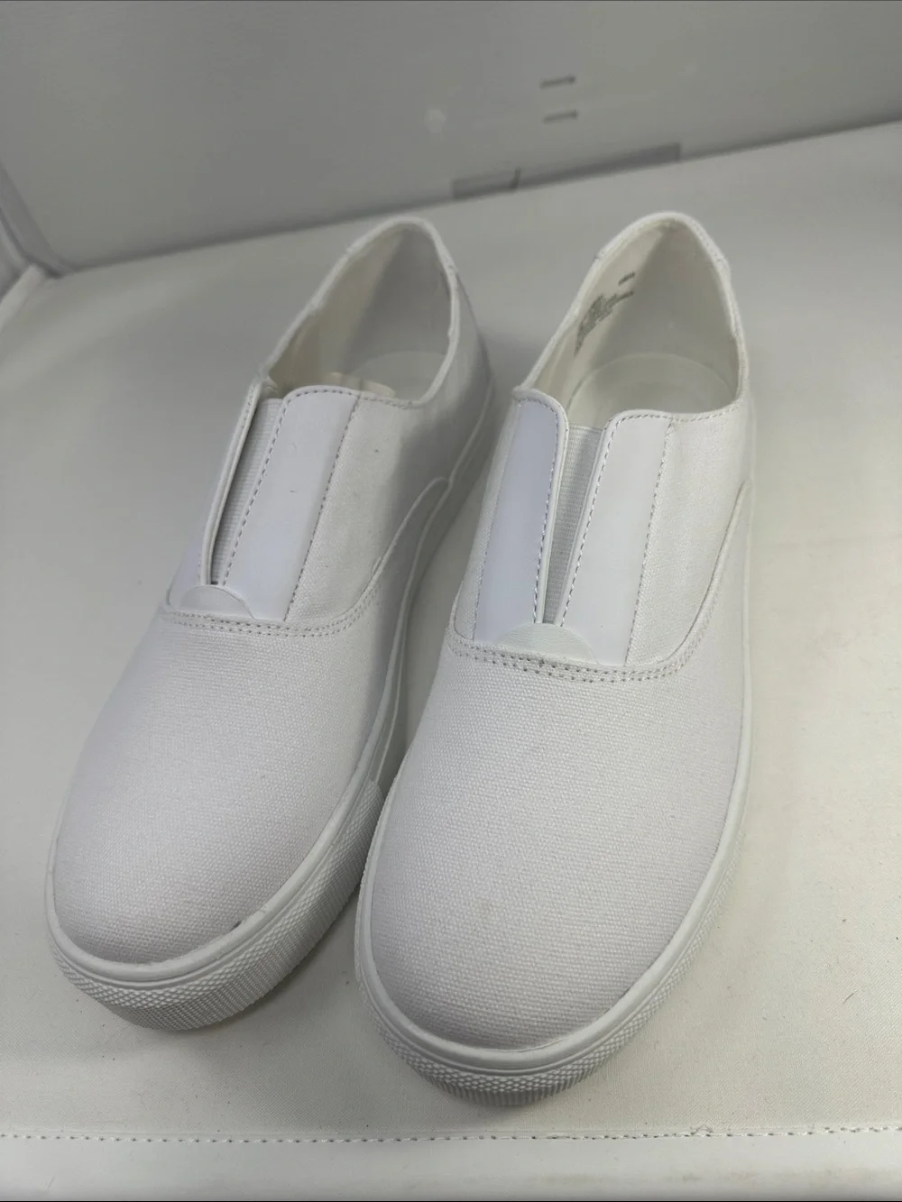 Comfort view Slip on Sneakers Size 12M